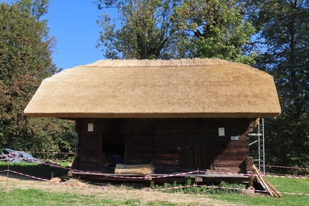 foto 1 - pokrita kašča